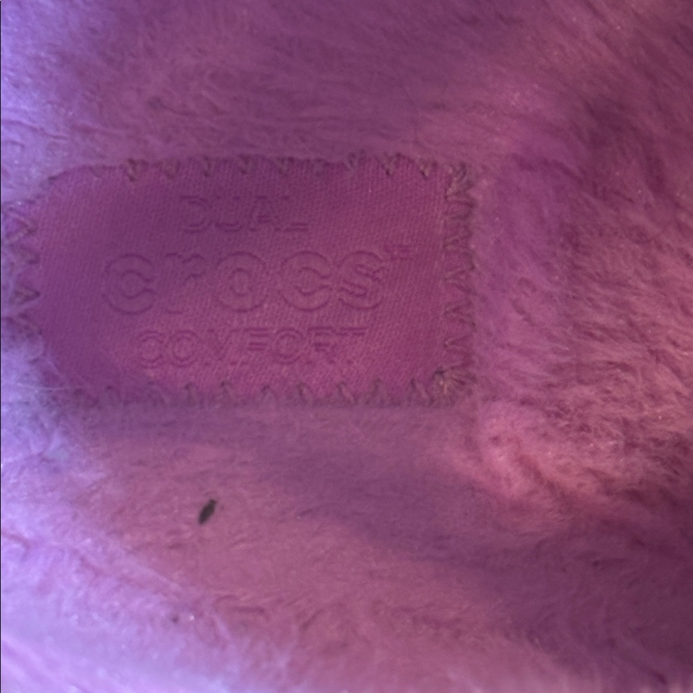 AESPA X CROCS Pink Fuzzy Platform Clogs - Picture 6 of 7